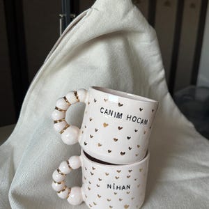 Personalisierte 24k Goldherz Keramiktasse: Handgefertigte Keramik Kaffeetasse