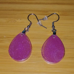 Teardrop glittery pink and purple resin earrings