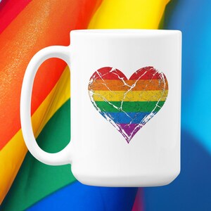 Regenbogen Herz Pride Tasse: LGBTQ+ Kaffeetasse