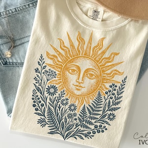 Solskjorta, Comfort Colors Celestial Sun-tröja, Cottagecore botanisk skjorta, Boho Sun Face-tröja, Vintage Mystic Nature-skjorta