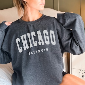 Sudadera Chicago City, sudadera preppy de moda, cuello redondo universitario estético, suéter minimalista extragrande, camiseta Chicago Bachelorette