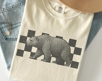 Retro Grizzly Bear Shirt, North American Wildlife Vintage 90s Unisex T-shirt, Nature Shirt, National Parks, Camping Tee, Forestcore, Hiking