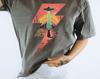 Vintage UFO Cowboy Katzen Shirt, Retro T-Shirt, Retro 90er Jahre Western TShirt, Rodeo Shirt, Wild West Kätzchen Shirt, lustiges Gag Geschenk