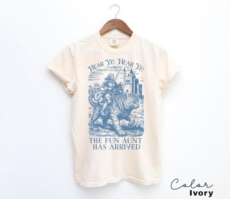 Funny Aunt Shirt, Knight Cat Rider, Fun Aunt, Pregnancy Reveal to Sister Auntie Cool Aunt, New Aunt, Sister Gift, Ivory