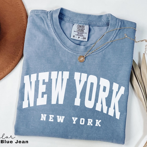 New York Shirt, NYC Shirt, Comfort Colors, Vintage Varsity Aesthetic, Trendy Travel Destination Gift, New York Tshirt, NYC, Preppy Trendy,