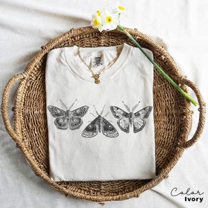 Camiseta vintage con mariposas y polillas, camiseta Comfort Colors® de estética Cottagecore, camiseta Cottagecore, camiseta estética, camiseta Cottagecore