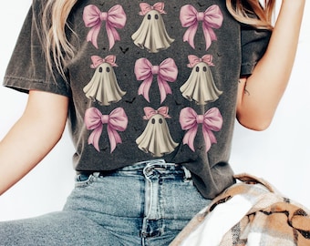 Camiseta de Halloween de Coquette, camisetas de fantasma con lazo rosa de Coquette, camiseta con gráfico de fantasma lindo, camiseta de Halloween de Coquette rosa, camisetas de vibraciones espeluznantes rosas