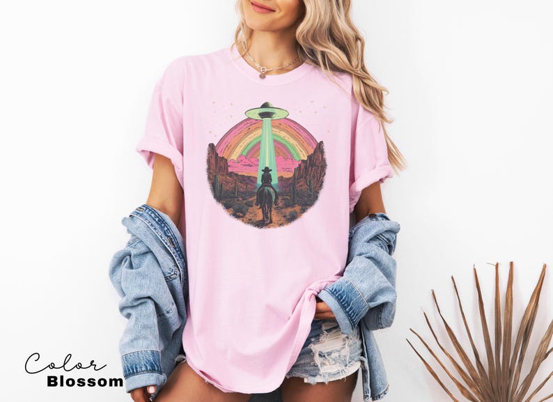 Raum Cowgirl-T-Stück Kosmisches Cowgirl-Hemd Raum Cowgirl-Outfit Cowgirl westliche Grafik-T-Stück Land-Mädchen-Hemd, Cowgirl-Hemd, Geschenk für sie Bild 6