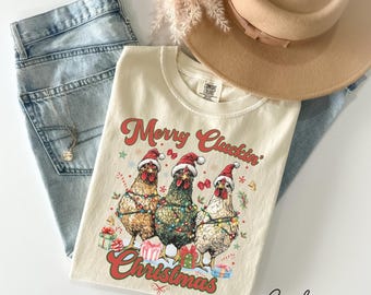 Сute Christmas Chickens Shirt, Christmas Farm Animals T-Shirt, Womens Christmas Chicken, Christmas Holiday Shirt Gift, Country Christmas