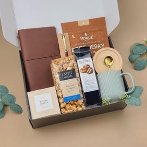 custom men gift box, gift basket for men, care package for him, men gift box, comfort gift box, get well soon basket, hygge gift box, gift box for men, office gift for men, cozy birthday box, unique gift for dad, leather journal gift, thoughtful gift set