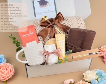 Graduation Celebration Gift Box 2026 | College & High School Graduation Care Package | Personalized Class of 2026 Congrats Gift for Her