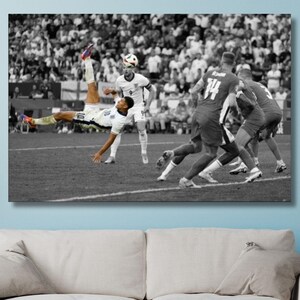 Jude Bellingham Bicycle Kick Ready to Hang Wall Art,Jude Bellingham Poster, Art Print, Jude Bellingham Wall Art,England Canvas Poster