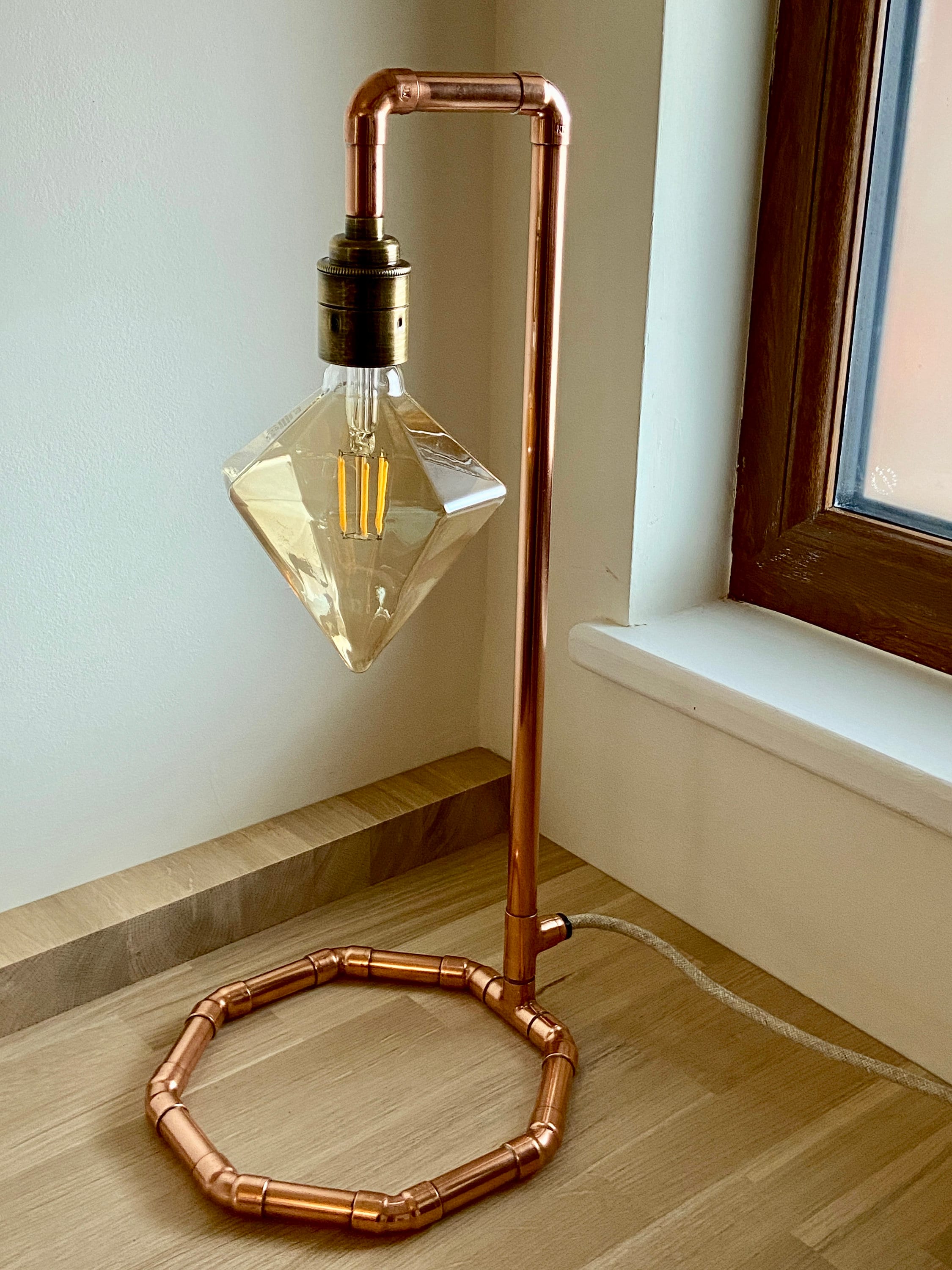 Diy copper pipe floor lamp online