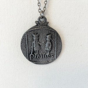 Philadelphia Phillies Pewter Medallion Necklace 1977
