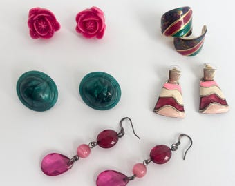 Lote de 5 pares de pendientes vintage/modernos perforados