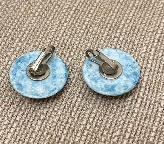Blue Speckled Round Clip On Earrings - image 3