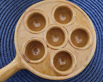 Vintage ceramic snail dish
