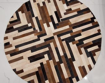 Handgefertigter Tricolor Rindsleder Teppich Patchwork Kuhfell Handgenähtes Premium Lederteppich Haar-auf | Dreifarbiger Rindsleder Teppich Patchwork