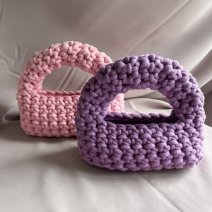 CROCHET PATTERN: Mini Handbag, perfect for beginners- PDF file with pictures
