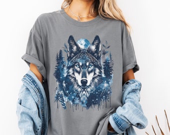 Wolf Shirt, Vintage Wolves Graphic Tshirt, Wolf Unisex Tee, Wolf Mama Gift, Spirit Animal Wolf Lover, Wolf Moon Shirt