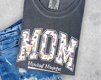 Wizard Mom Shirt, Comfort Colors Fantastic Mom T Shirt, Wizard World Mom Tee Halloween Park Tshirt, Magic Mama Graphic T Shirt