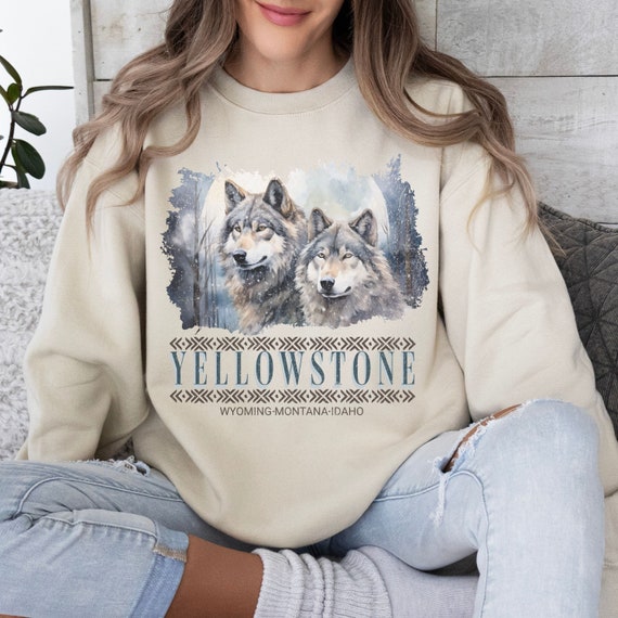 Yellowstone Sweatshirt Wolf Graphic Sweatshirt Unisex Montana Hoodie Hiking Sweater Mountain Mama Gift Trendy Sweatshirt Wyoming Shirt Etsy
