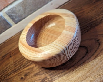 Pine Bowl - Upcycled from reclaimed wood - handmade -