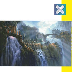 Op de afbeelding: Een fantasielandschapsschilderij met een waterval, een stenen brug en een kasteel in de bergen. Het kunstwerk is geplaatst tegen een heldergele en witte achtergrond met bloemaccenten.