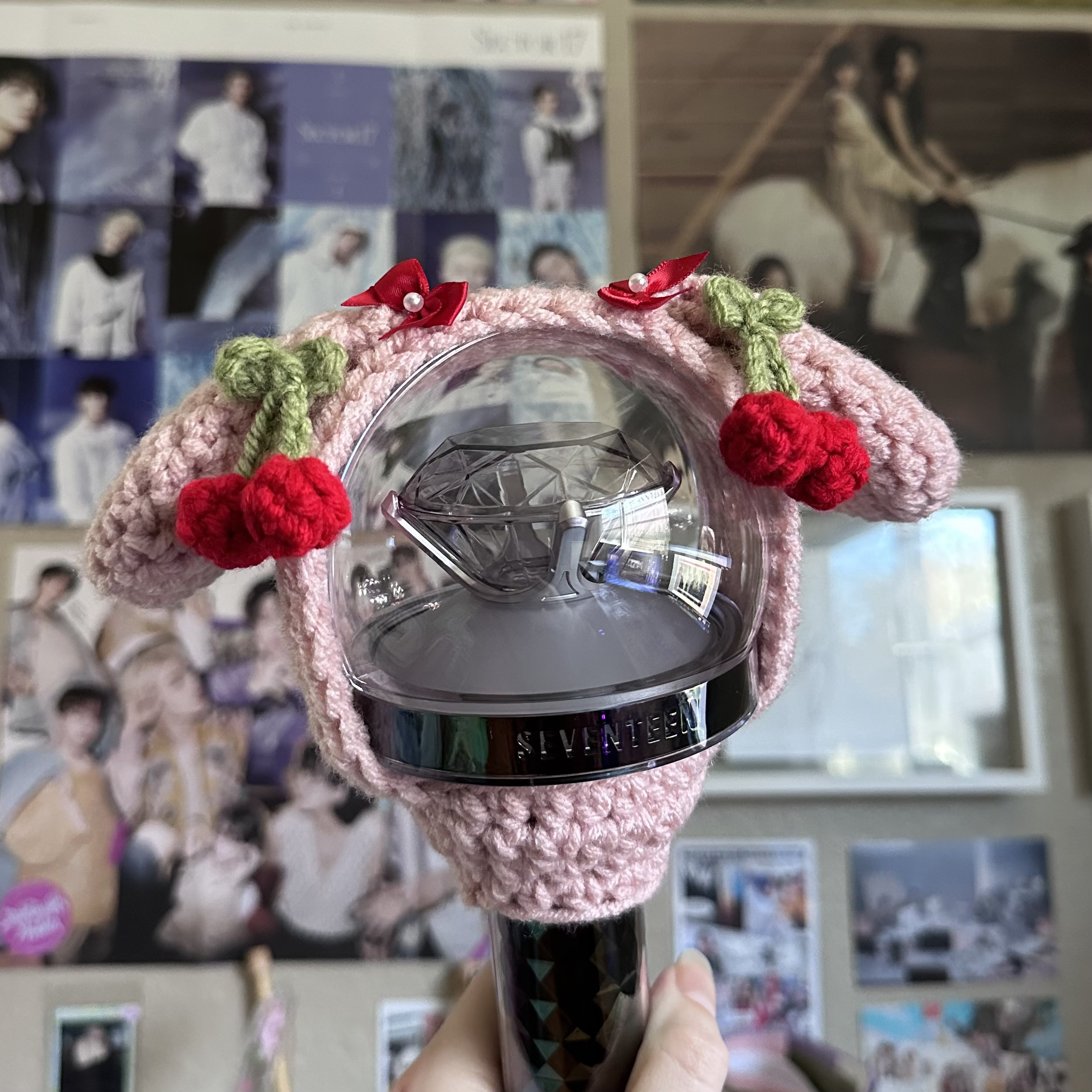 MINITEEN ライトスティックカバー チェチェリー Crochet Cherry Bunny Lightstick Cover (caratbong) | S.coups