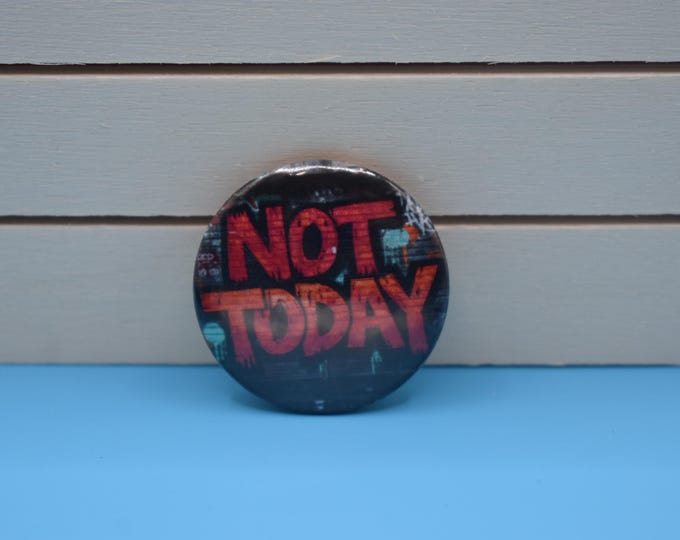 One inch button pin