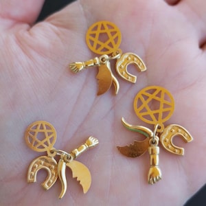 Sterling Silver Talisman Good Luck Protection Avoidance of Evil Eye Vermeil Star Moon Figa Horn Horseshoe Saint Saimon Pendant with 5 Charms