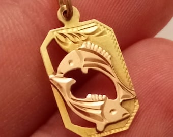 星座ペンダント 魚座 14K ゴールドジュエリー ソリッド 585 ゴールドフィッシュチャーム 手彫り お守り ギフト ローズゴールド ヴィンテージ ジュエルペンダント または Signe Poisson