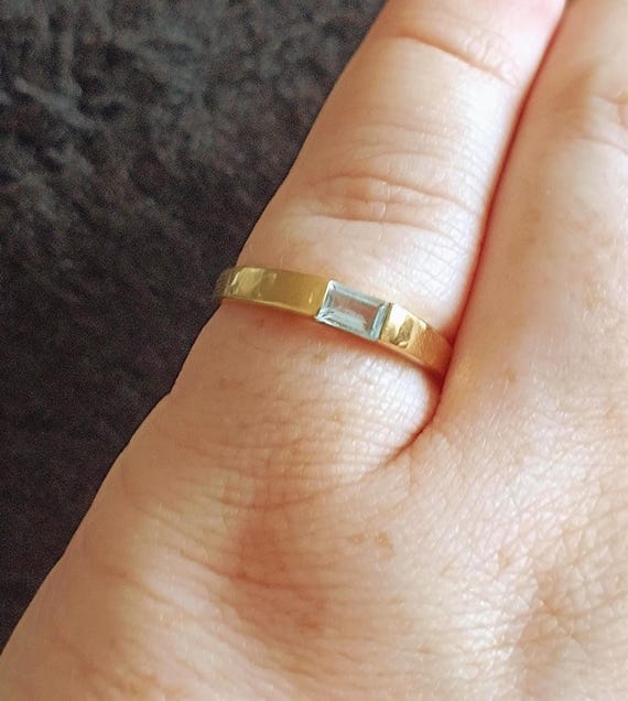 750 Aquamarine Solitaire Ring Handmade Solid Gold 18 kt Unisex Ring Sortija Oro de Ley Piedra Azul Cielo Vintage Engagement Ring Size 7 USA