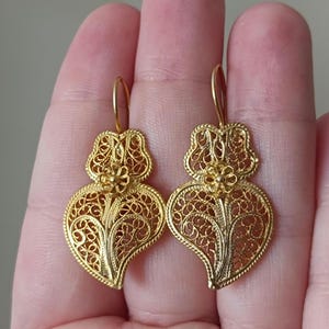 Gold Vermeil Portuguese Filigree Earring Heart of Viana Handmade Vintage Filagree Goldplated Sterling Silver Heart Earrings Typical Portugal