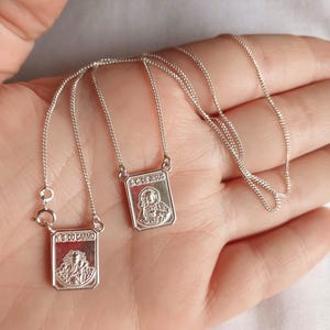 Silver Scapular Necklace rectangular medals Holy Mary and Jesus Christ Curb Chain Religious Scapular 925 Necklace Gift Unisex Sacre Coeur