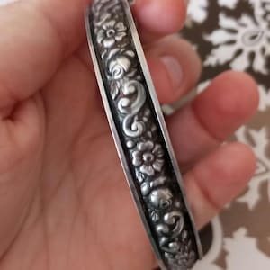 Bracelet jonc portugais en argent sterling vintage Fleurs de printemps du Portugal Bracelet fait main avec chaîne de sécurité Antique beau cadeau 925