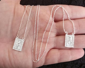 Collana lunga in argento con scapolare con due medaglie rettangolari Vergine Maria Gesù Cristo Catena a maglie Religiosa scapolare Sterling 925 Collana regalo