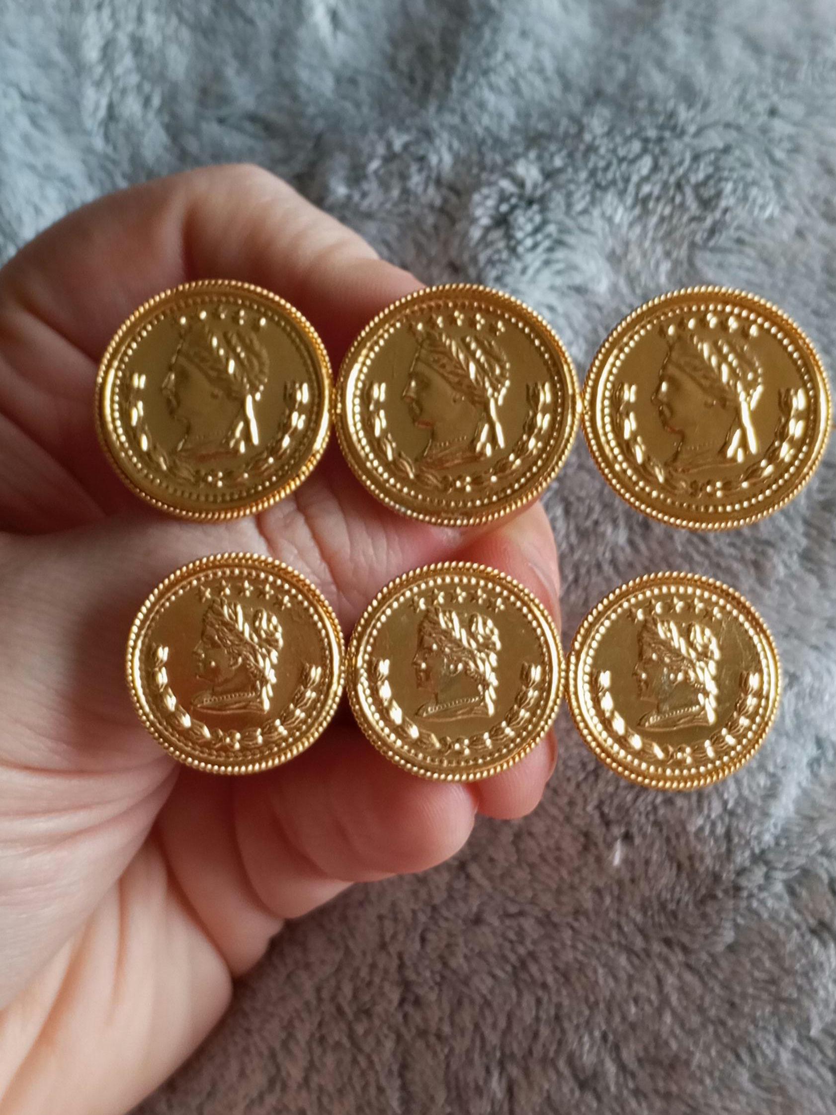 Vintage Style Sovereign Inspired Coin Brooch Gold Vermeil