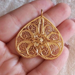Portugese folklore filigraan sieraden gouden vermeil hanger traditioneel zilveren juweel Borboleta Minhota filigraan hart schoppen handgemaakte charme