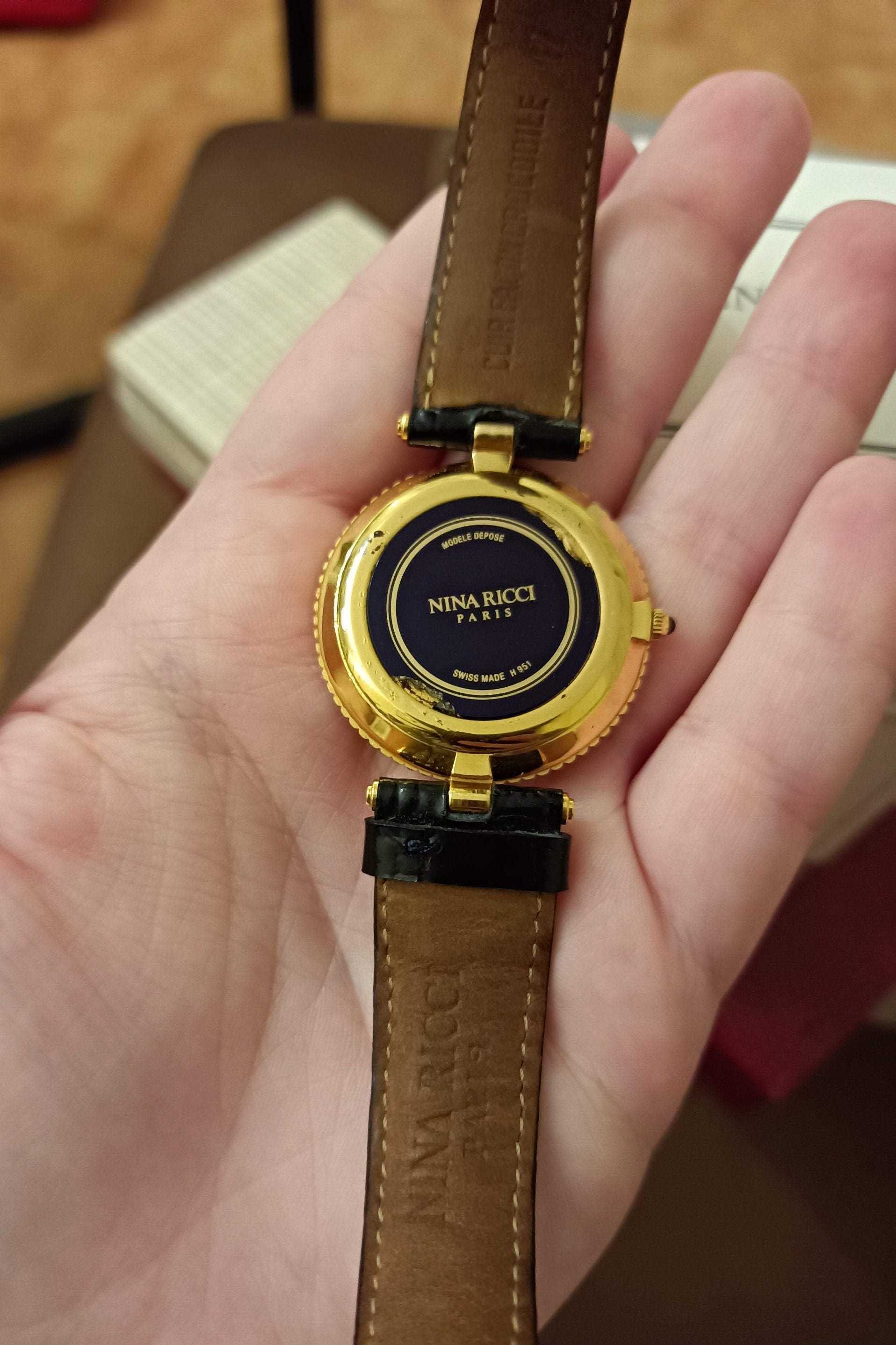 Nina Ricci Modele Deposé Vintage Lady Goldplated Swiss Made Nina Ricci Modele Deposé Vintage Lady Goldplated Swiss Made