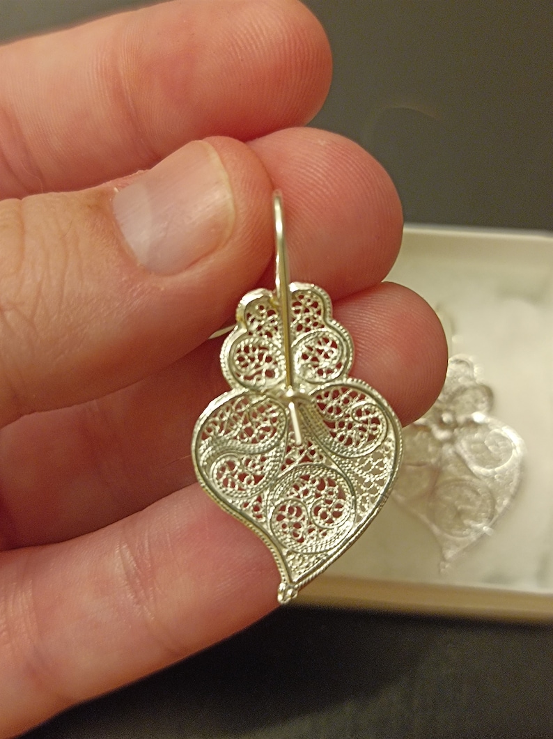 Orecchini portoghesi in argento sterling 925 con cuore in filigrana Viana, ganci tradizionali in filigrana, argento placcato oro, regalo per lei immagine 8