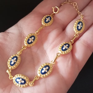 Beautiful Goldplated Silver Filigree Bracelet Handpainted Floral Design Caramujo Portuguese Traditional Filigree Enamel Jewelry for Her Gift