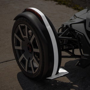 Front Fender Stripes w/Lower Accents (Pair) - Can-Am Ryker