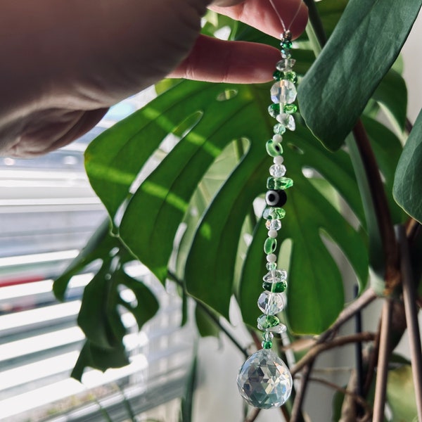 Green Evil Eye Hand-beaded Suncatcher | Adornments for Your Home | Beaded Suncatcher