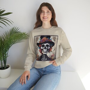 Enchanted Bones: Floral hat Edition Unisex Heavy Blend™ Crewneck Sweatshirt / Pullover