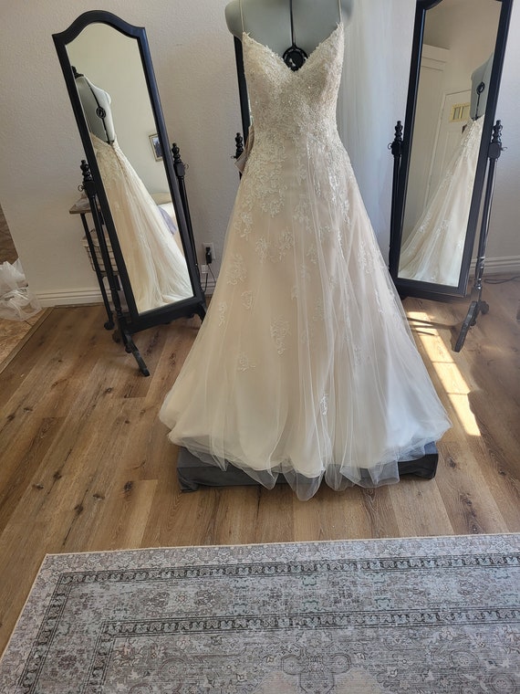 Stella York 6347WB - Beaded Lace A-line Wedding Dress - Ivory