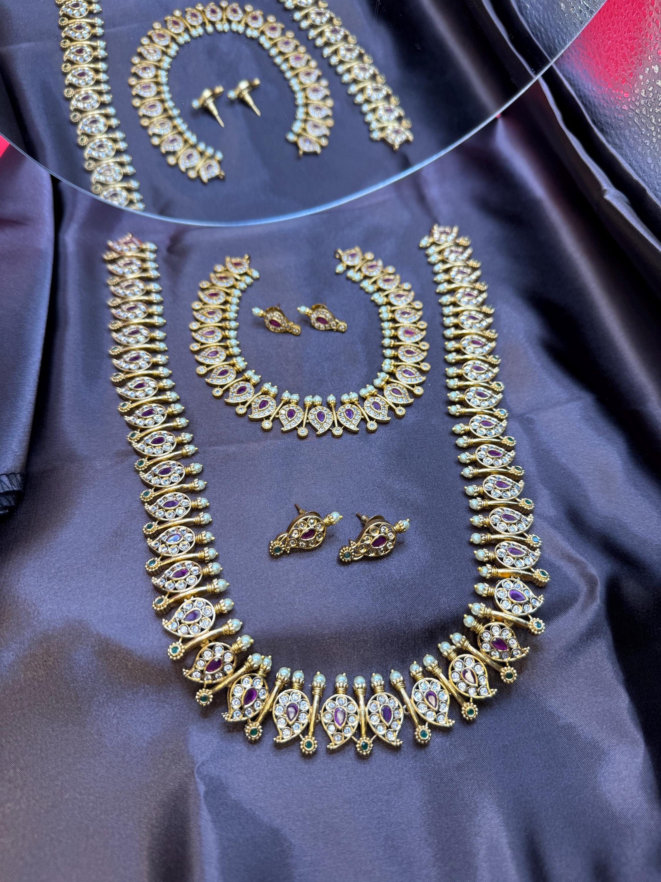 Traditional Maharashtrian Amba Kuiri With Pearls (mangokuiri