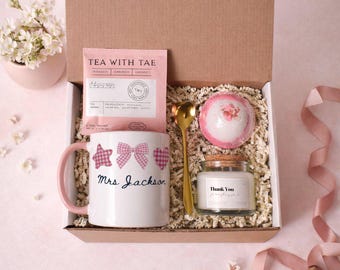 Personalized Teacher Gift Set, Thank You Teacher. Mug Candle and Bath Bomb, End of Year Appreciation Gift, Custom Mentor Present