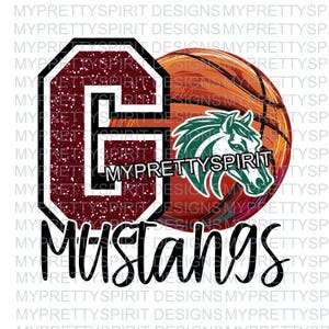 Puede incluir: Una letra "G" granate y blanca con la palabra "Mustangs" en una fuente de escritura. También se muestra una pelota de baloncesto y un logotipo de cabeza de caballo verde y blanco. El texto "MYPRETTYSPIRIT" también es visible.