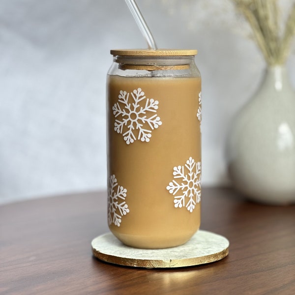 Christmas Glass Cup Snowflake Glass Tumbler with lid and straw Holidays, Winter Iced Coffee tumbler, Holiday Beer Glass